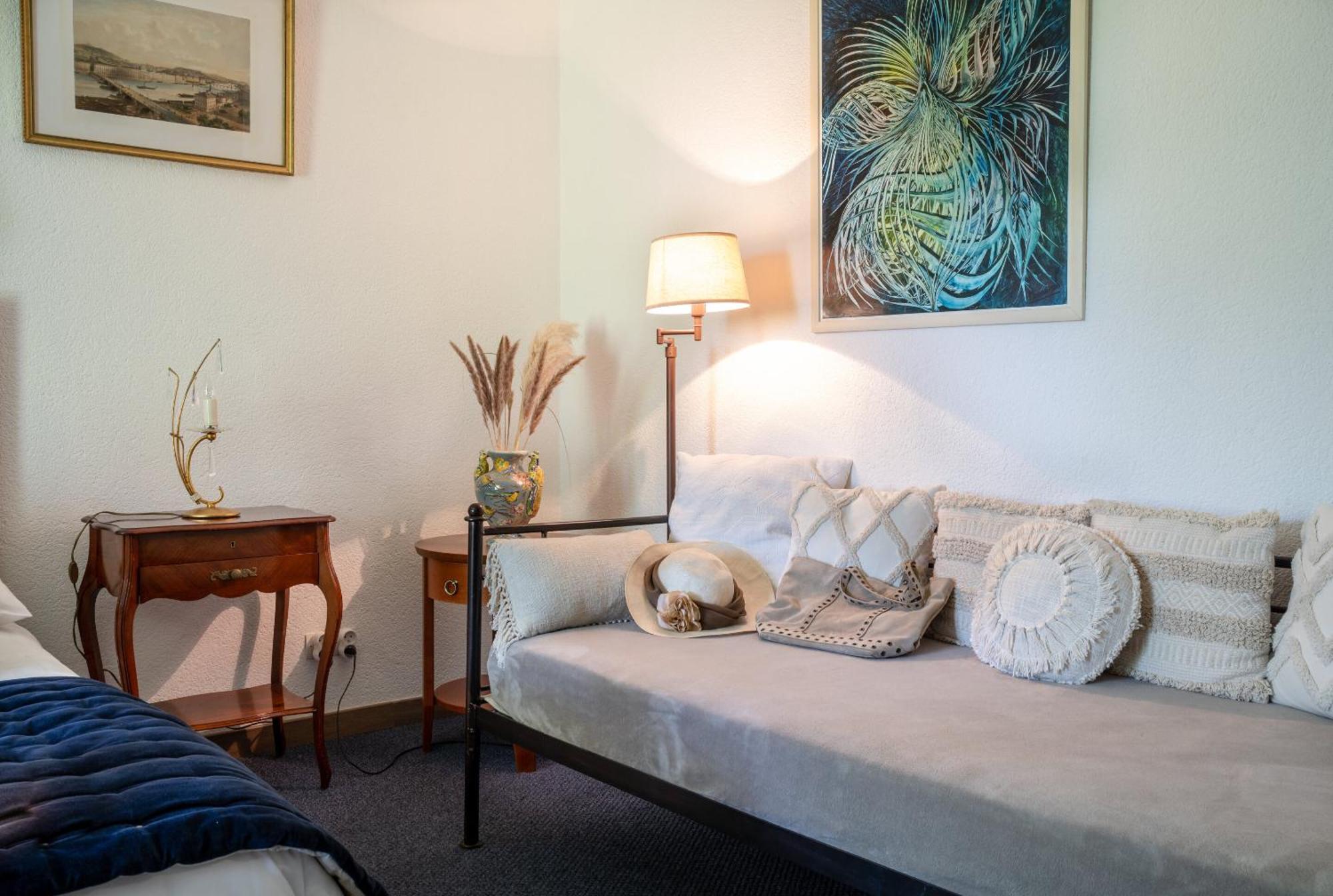 La Dominotte Bed and Breakfast Demigny Rum bild